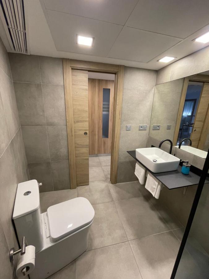 Family Catedral Centro Apartment Granada Ngoại thất bức ảnh